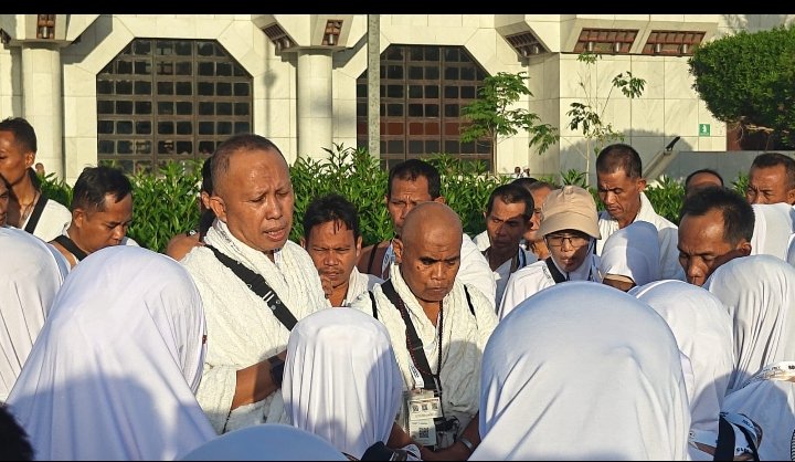 Dari Tan’im Menuju Baitullah: Jamaah KBIHU AG Rasakan Kedamaian Spiritual yang Mendalam