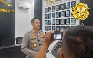 Polres Lumajang Amankan Tiga Tersangka Komplotan Pencurian Berkedok Investasi Fiktif